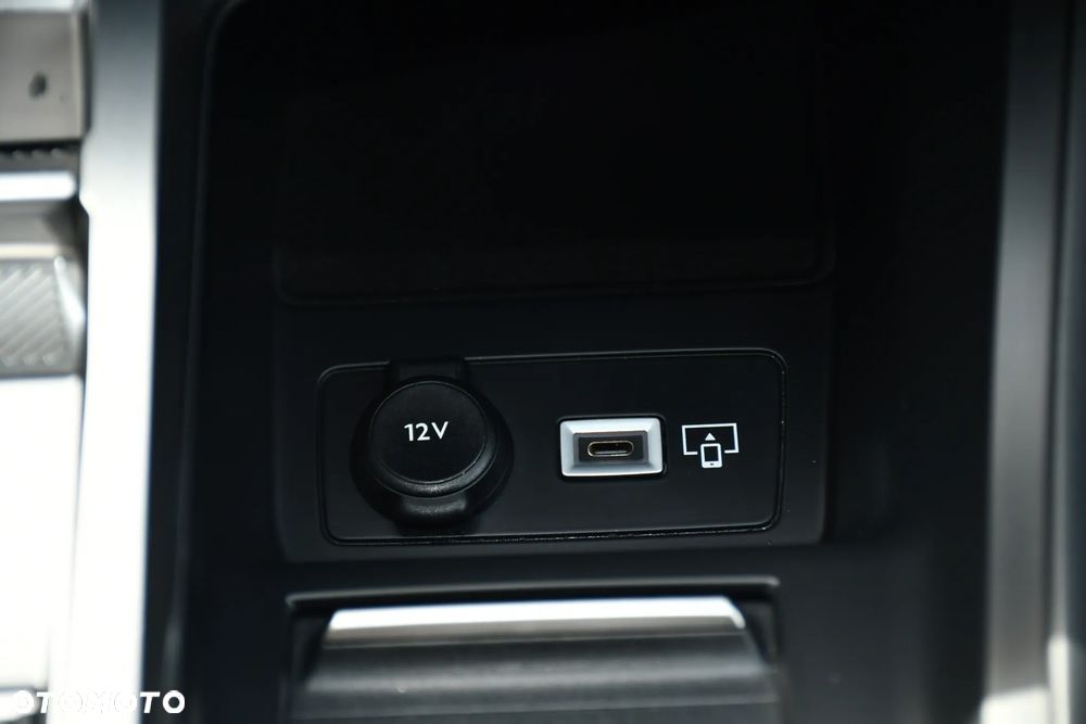 Peugeot 308 1.6 Hybrid PHEV GT Pack EAT8 - 33