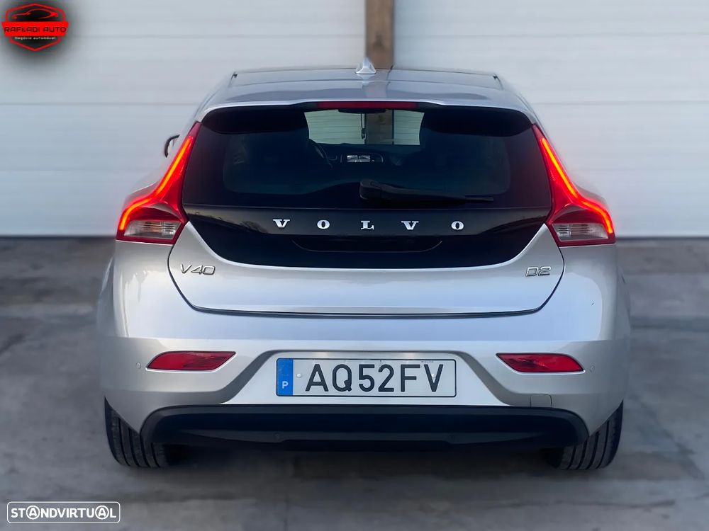 Volvo V40 1.6 D2 Eco Momentum - 4