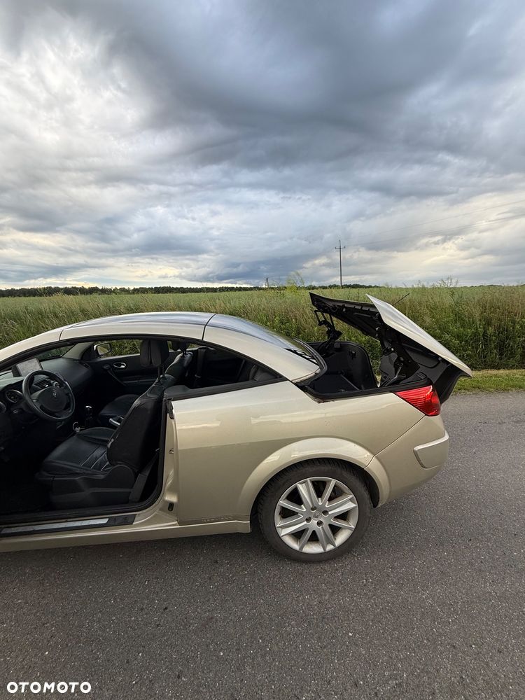 Renault Megane 2.0 Luxe Dynamique - 11