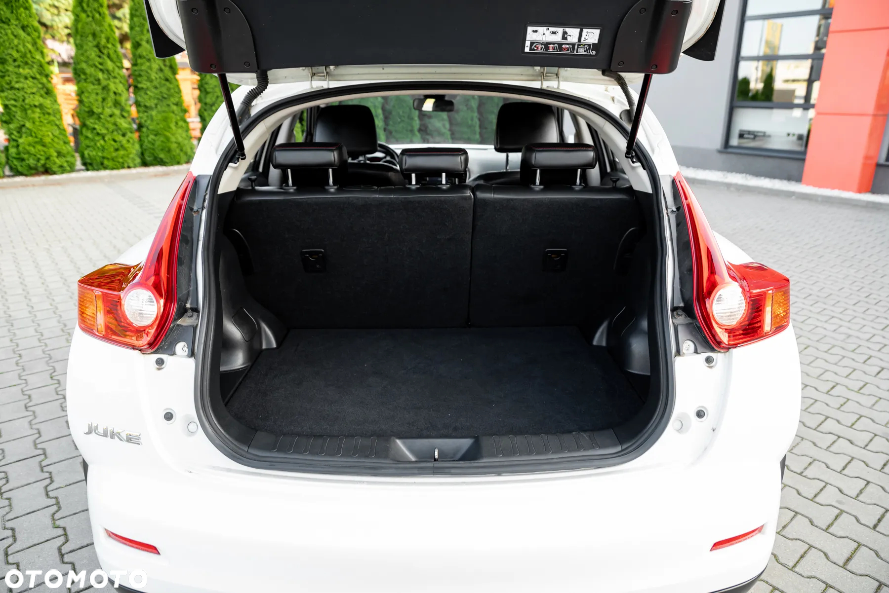 Nissan Juke 1.6 T Shiro - 32
