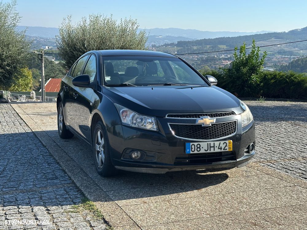 Chevrolet Cruze 1.6 LS - 15