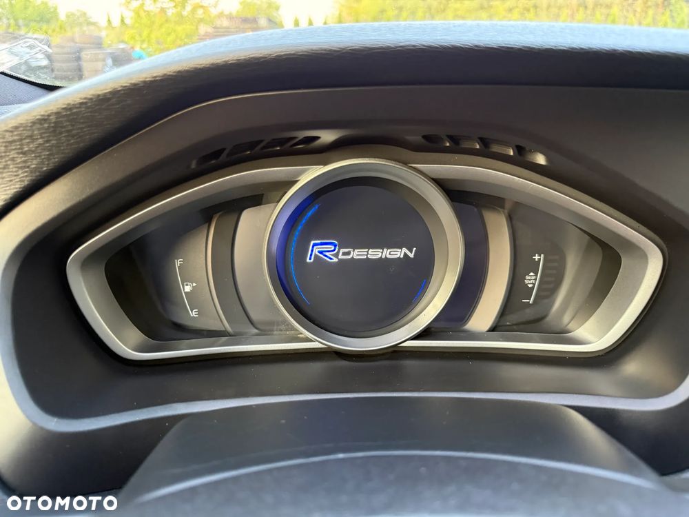 Volvo V40 D2 RDesign - 35