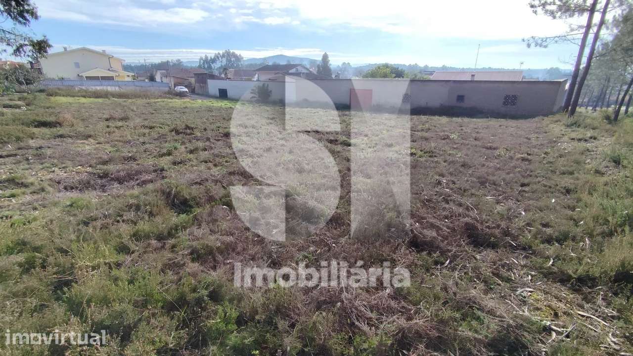 Terreno Urbanizável 1654 m2 60 m de frente voltado a sul Aguim-Anadia - Grande imagem: 4/7