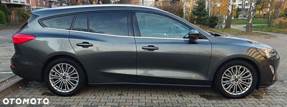 Ford Focus 1.0 EcoBoost Titanium - 3
