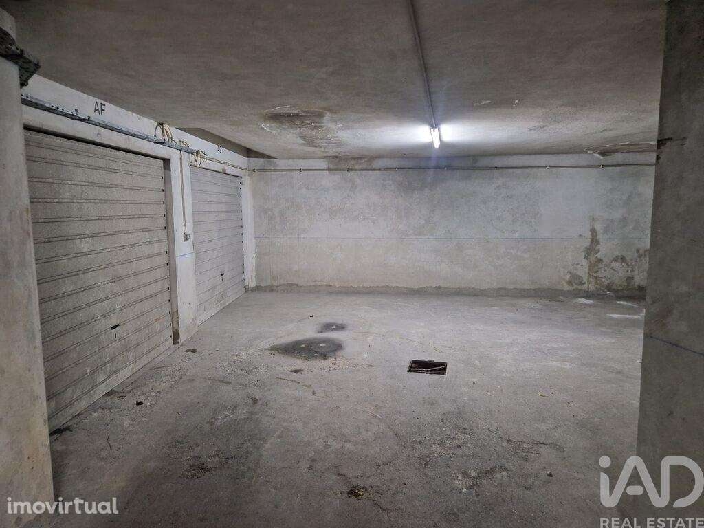Parque de Estacionamento / Garagem / Box em Viana do Castelo e Meadela - Grande imagem: 5/9