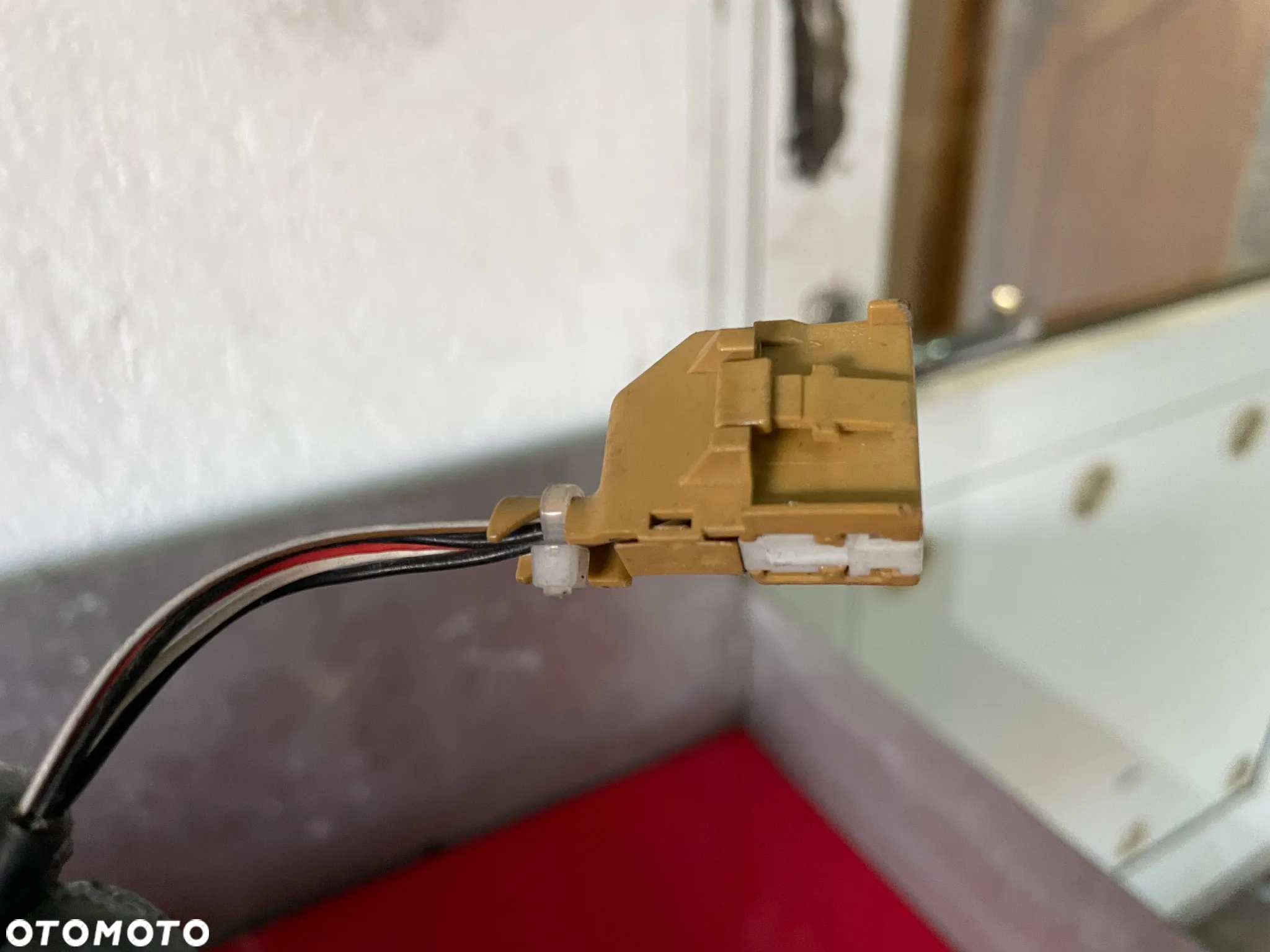 AUDI A4 B6 - LUSTERKO PRAWE 5 PIN - 3