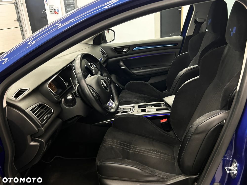 Renault Megane 1.6 TCe GT EDC - 28