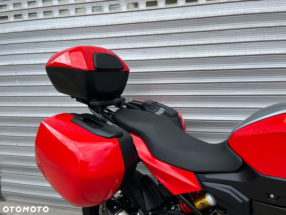 BMW XR - 23
