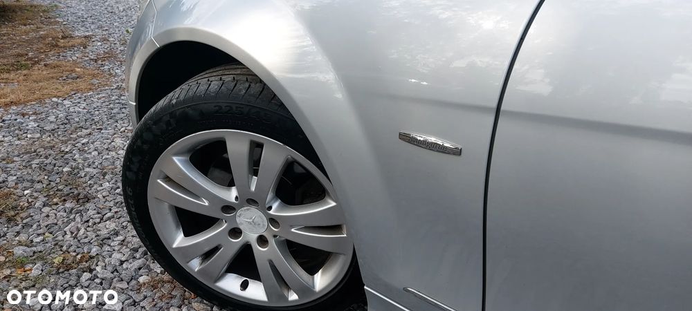 Mercedes-Benz Klasa C 200 Avantgarde Edition - 7
