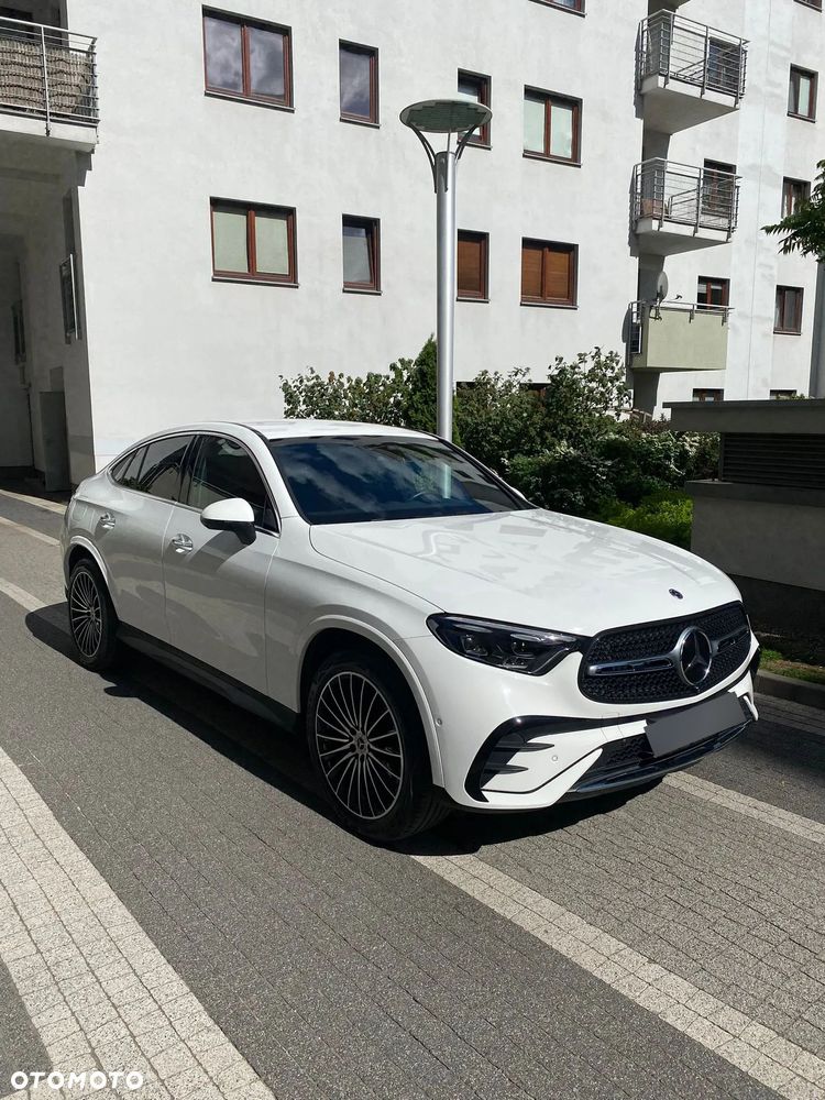 Mercedes-Benz GLC 300 4Matic 9G-TRONIC AMG Line Advanced - 2