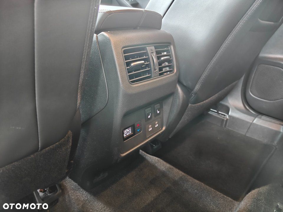 Nissan X-Trail - 18