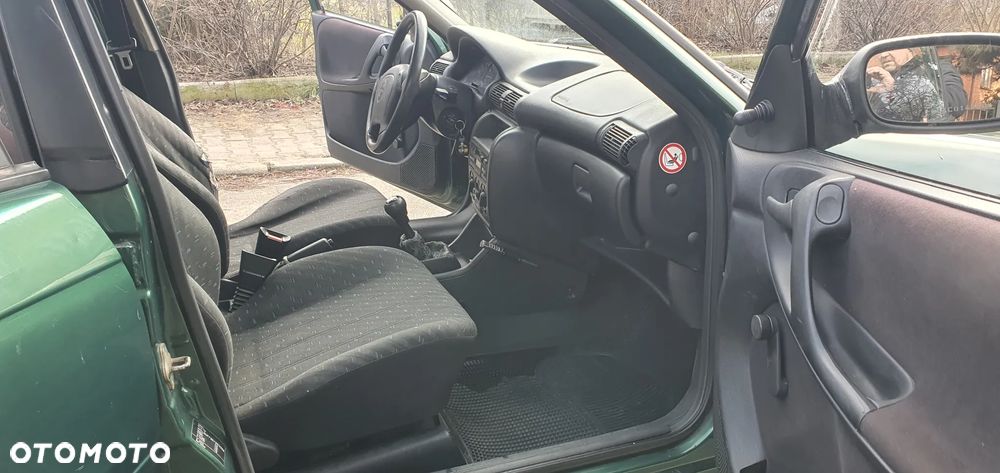 Opel Astra 1.4 Base - 13