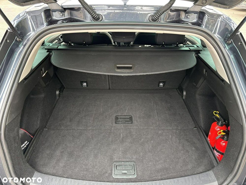 Renault Megane 1.3 TCe FAP Limited - 14