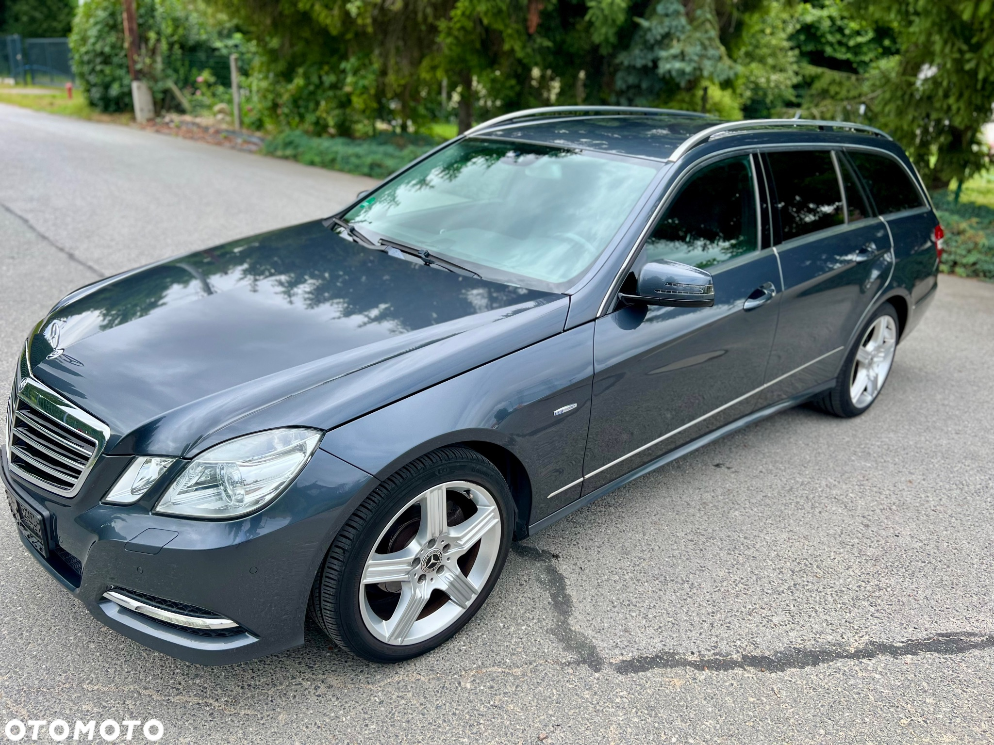 Mercedes-Benz Klasa E - 23