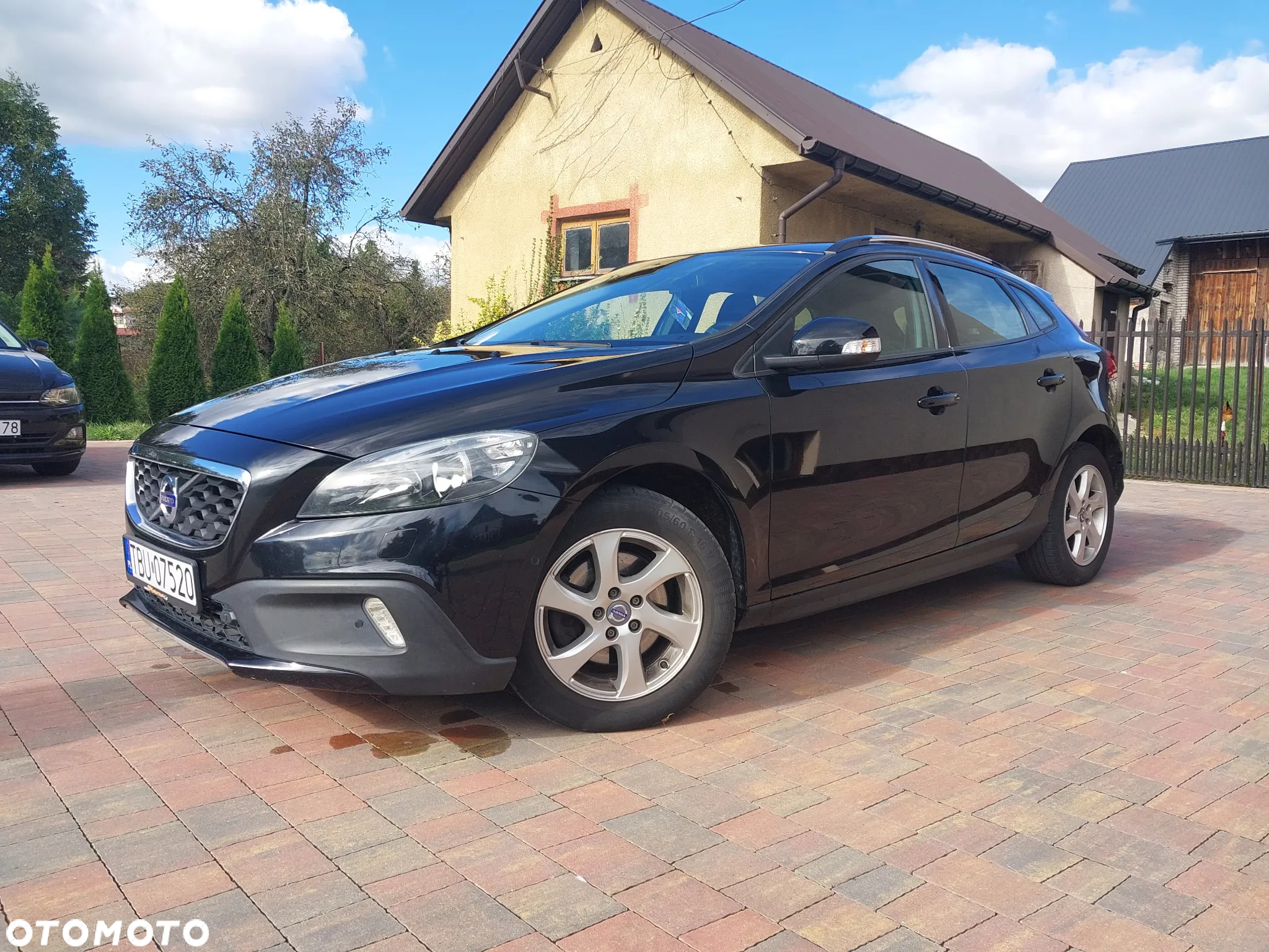 Volvo V40 Cross Country - 3
