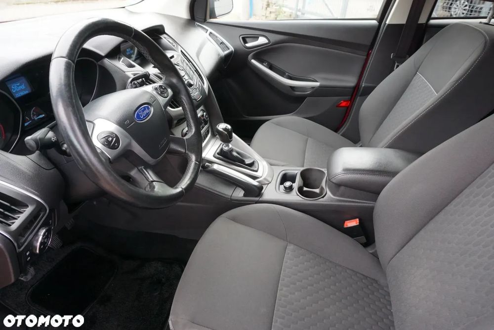 Ford Focus 1.6 EcoBoost S&S - 8