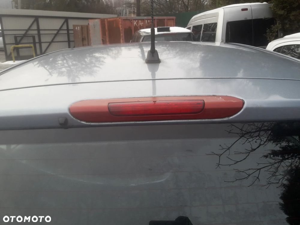 KLAPA BAGAŻNIKA NISSAN TIIDA HATCHBACK - 2