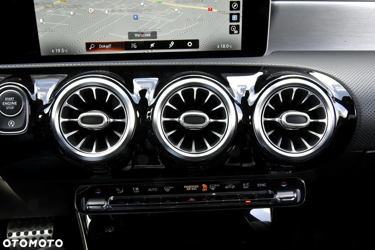 Mercedes-Benz CLA 200 AMG Line 7G-DCT - 14