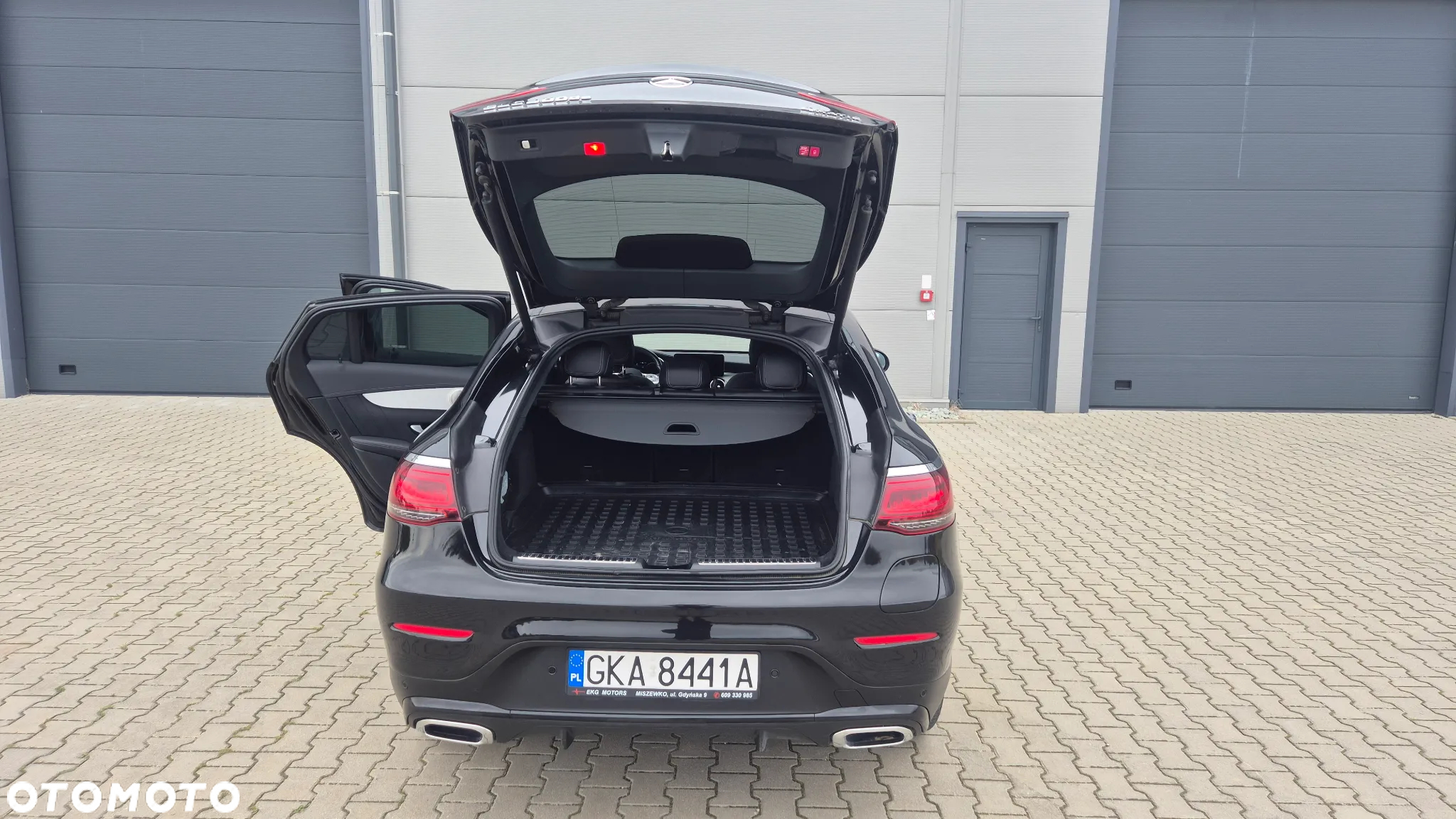 Mercedes-Benz GLC GLC-Coupe 300 de 4Matic 9G-TRONIC AMG Line - 17