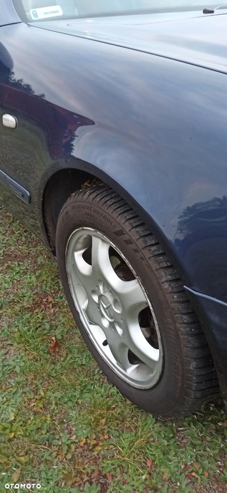 Mercedes-Benz CLK 320 - 20