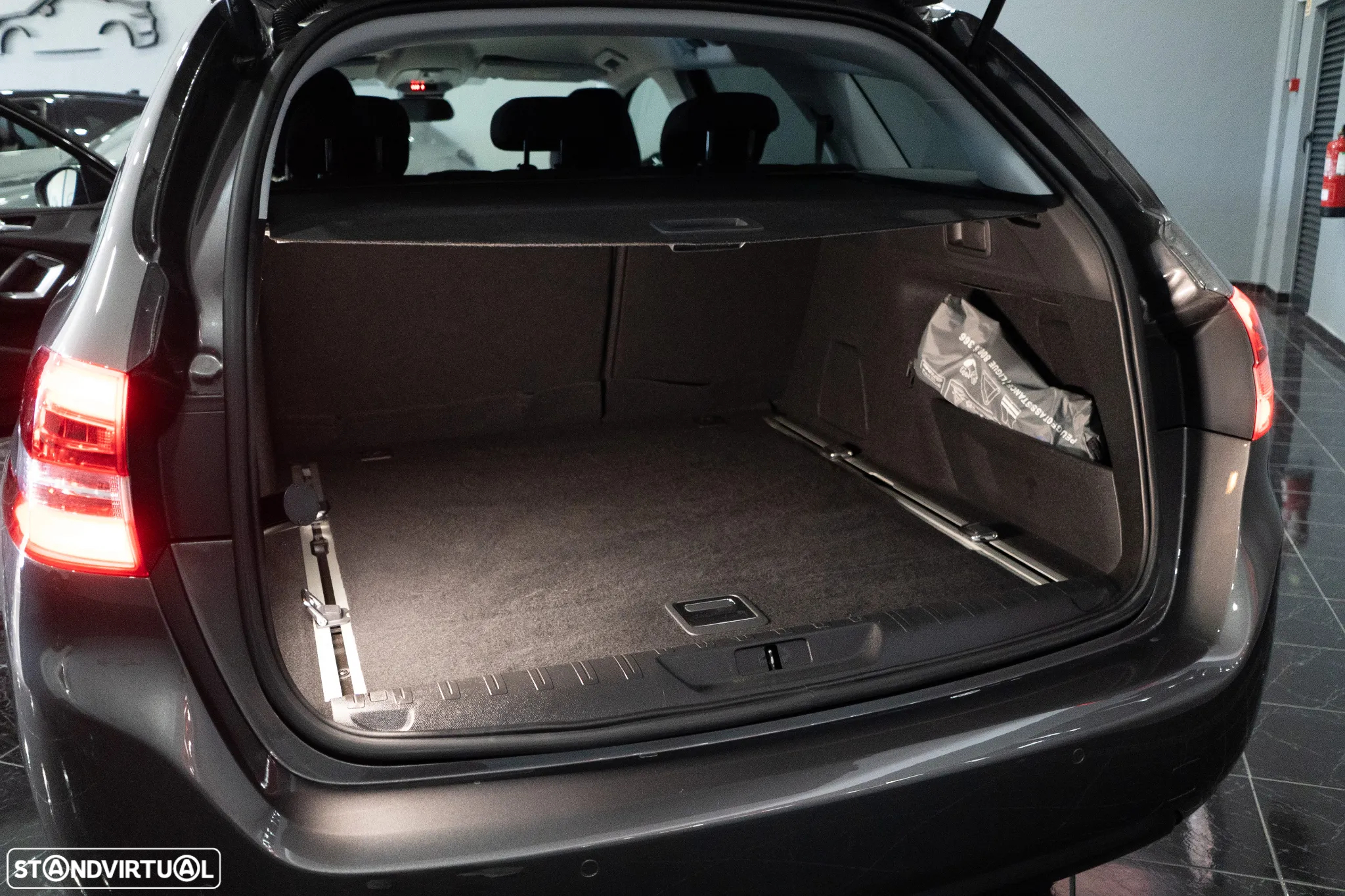 Peugeot 308 SW 1.5 BlueHDi Active Pack - 18