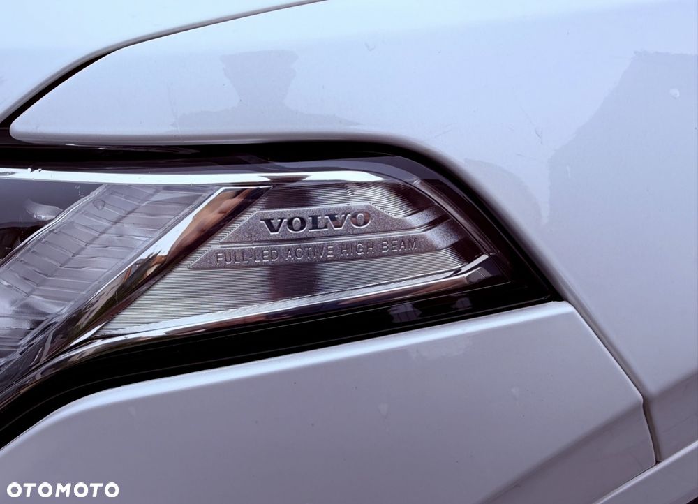 Volvo XC 90 D4 FWD Momentum - 10