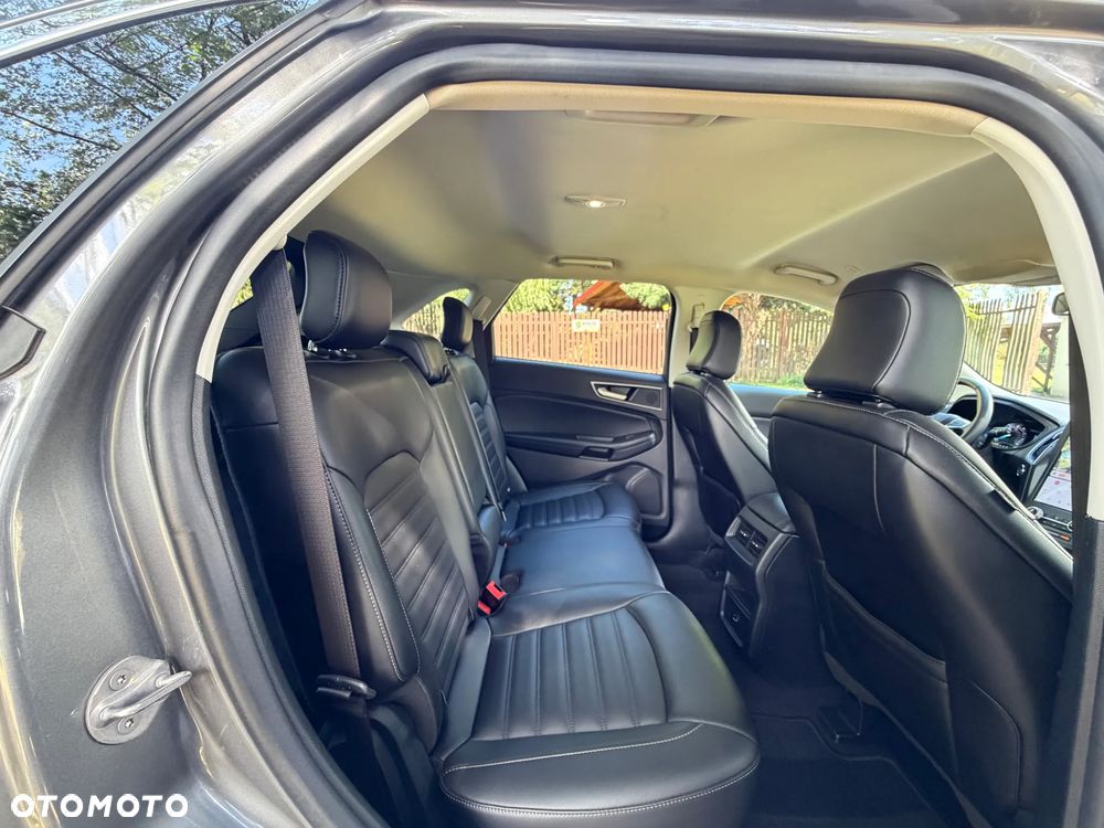 Ford Edge 2.0 EcoBlue Bi-Turbo 4x4 Titanium - 32