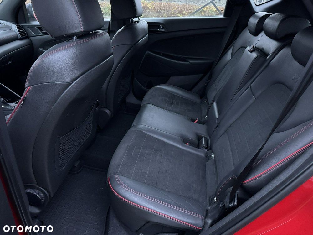 Hyundai Tucson 1.6 CRDi 48V-Hybrid 4WD DCT N Line - 13