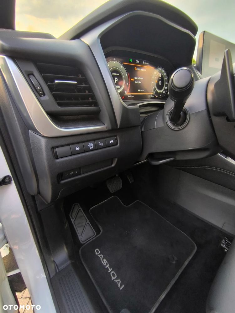Nissan Qashqai 1.3 DIG-T MHEV Tekna Xtronic - 27