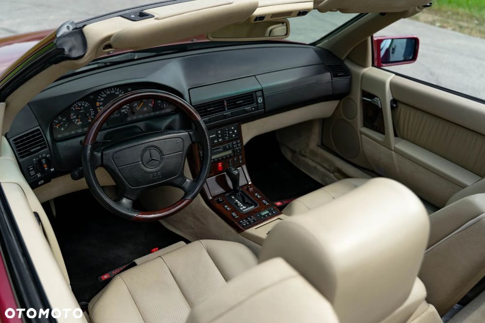 Mercedes-Benz SL - 15