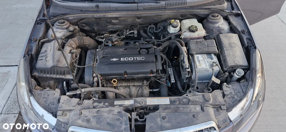 Chevrolet Cruze 1.6 LS - 4