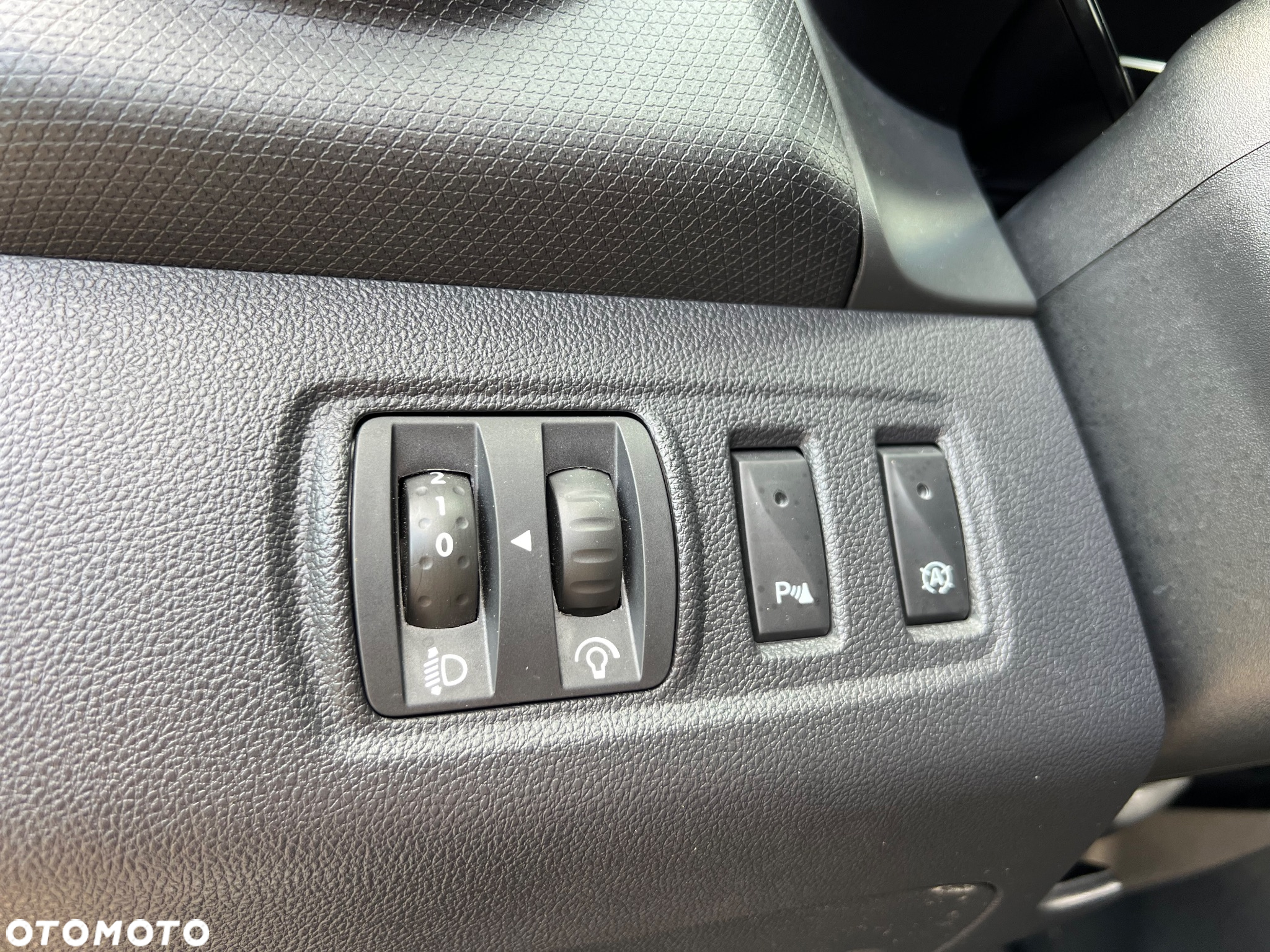 Renault Clio (Energy) TCe 90 Start & Stop LIMITED - 35