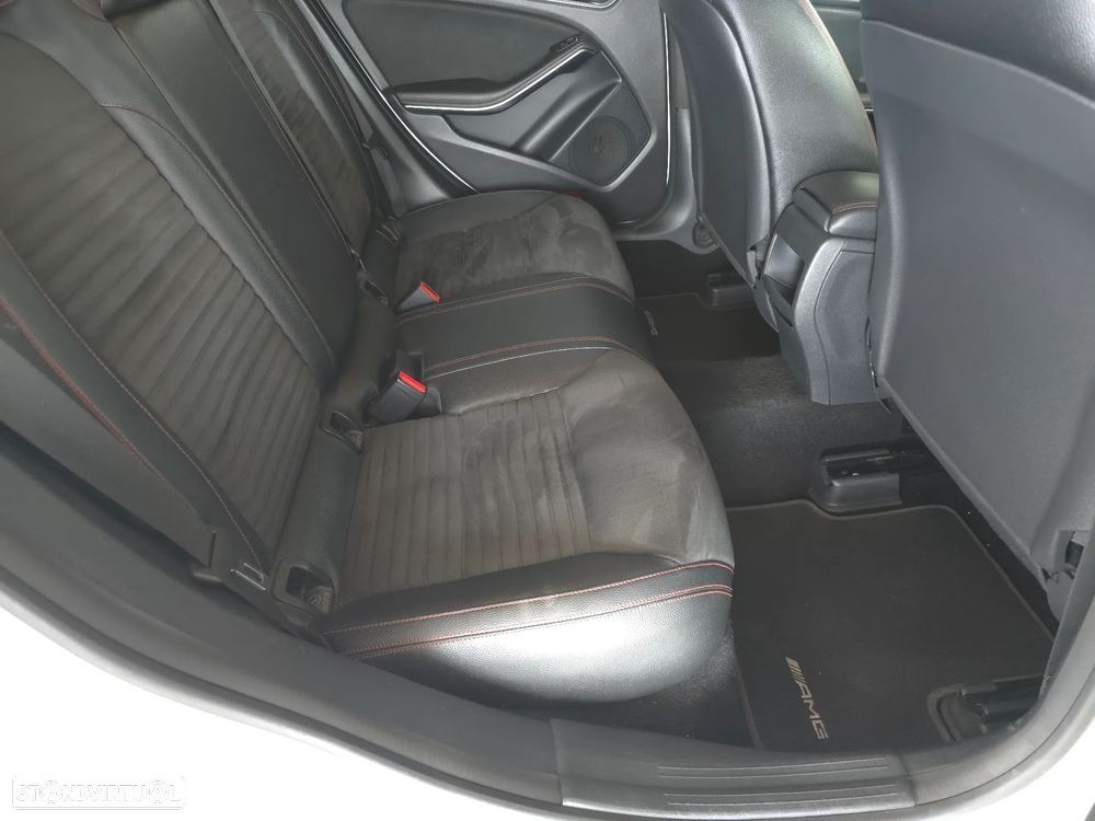 Mercedes-Benz CLA 220 d Shooting Brake AMG Line Aut. — fotografia 20