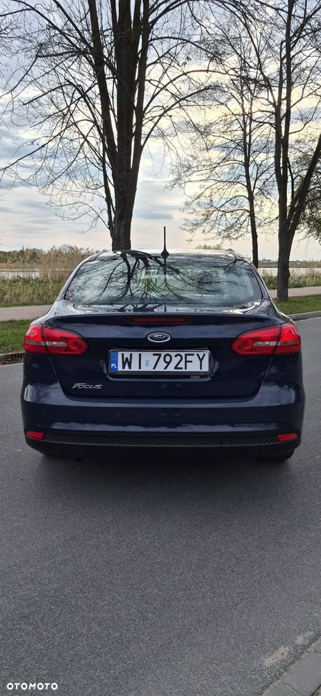 Ford Focus 1.6 Trend - 4
