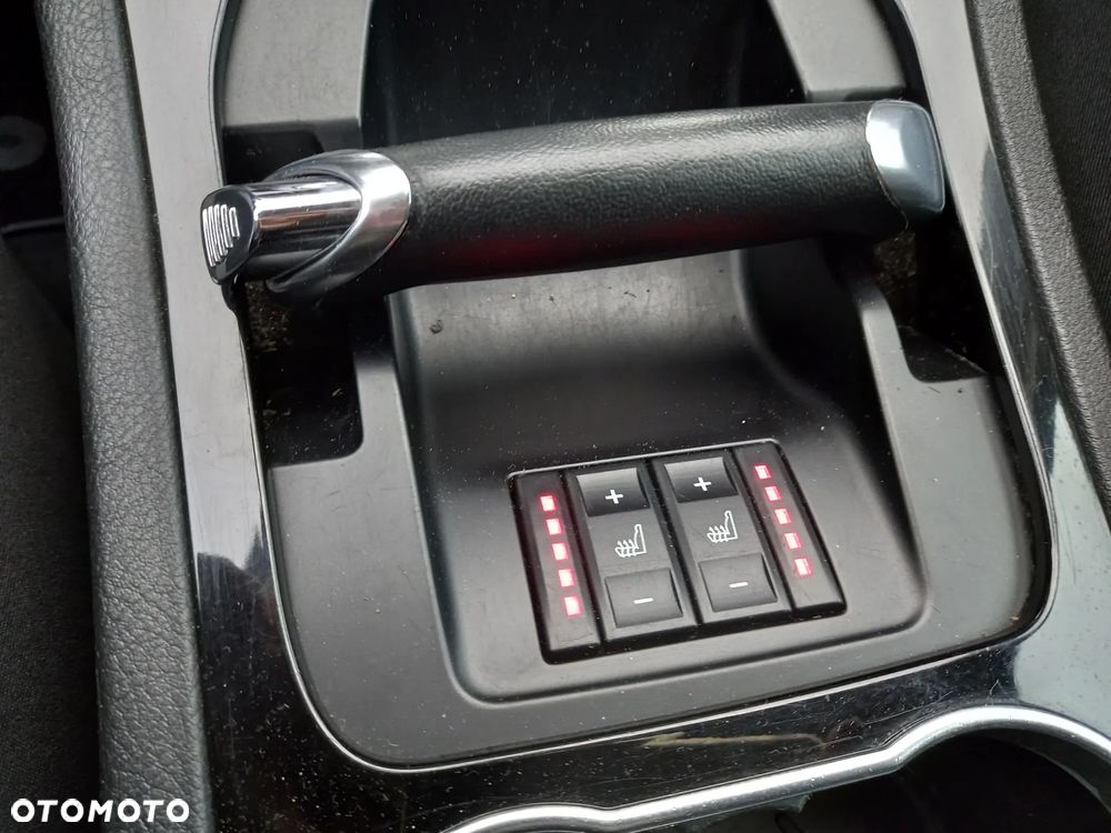 Ford S-Max 2.0 TDCi DPF Business Edition - 33