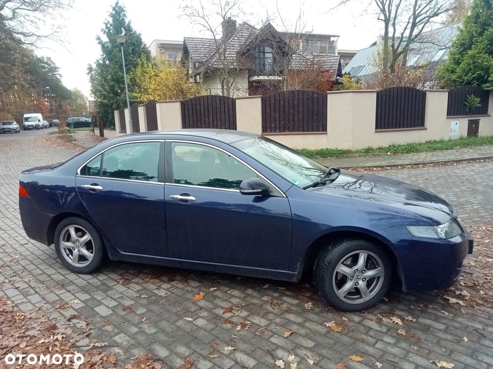 Honda Accord 2.0 Comfort - 1