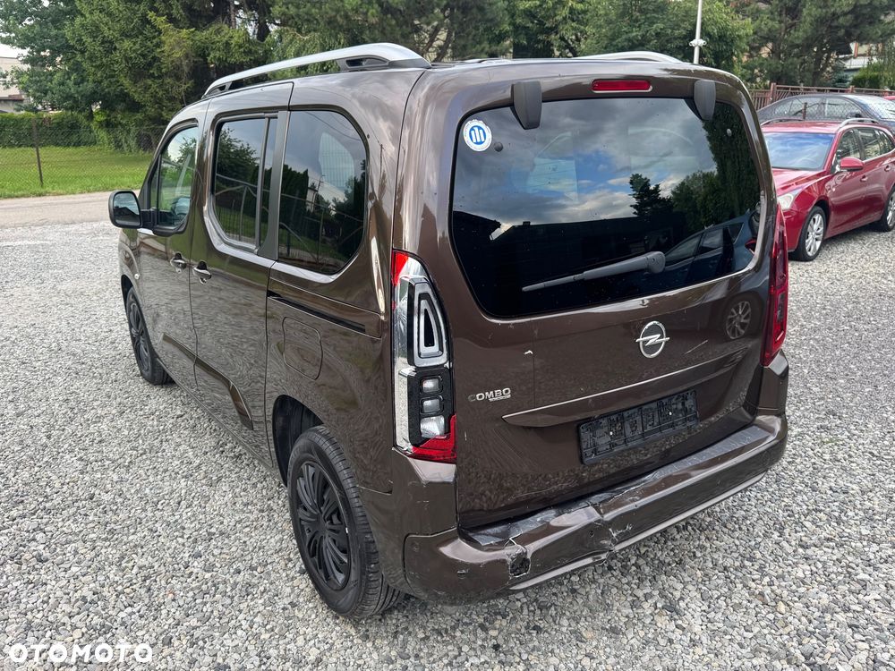 Opel Combo 1.2 Turbo Start/Stop - 9