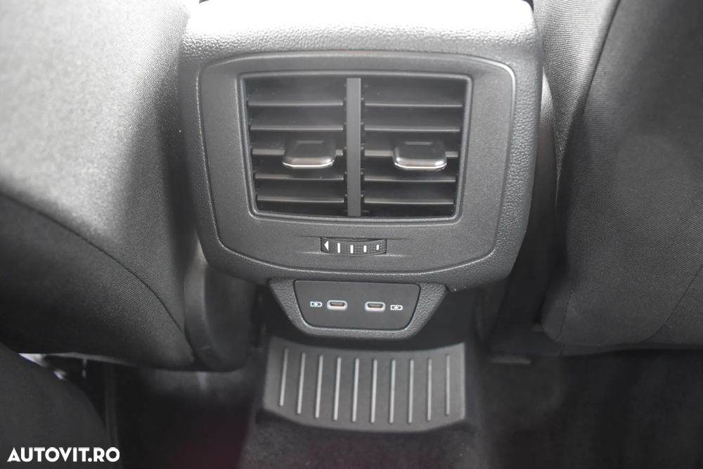 Volkswagen T-ROC 2.0 TDI DSG Design - 37