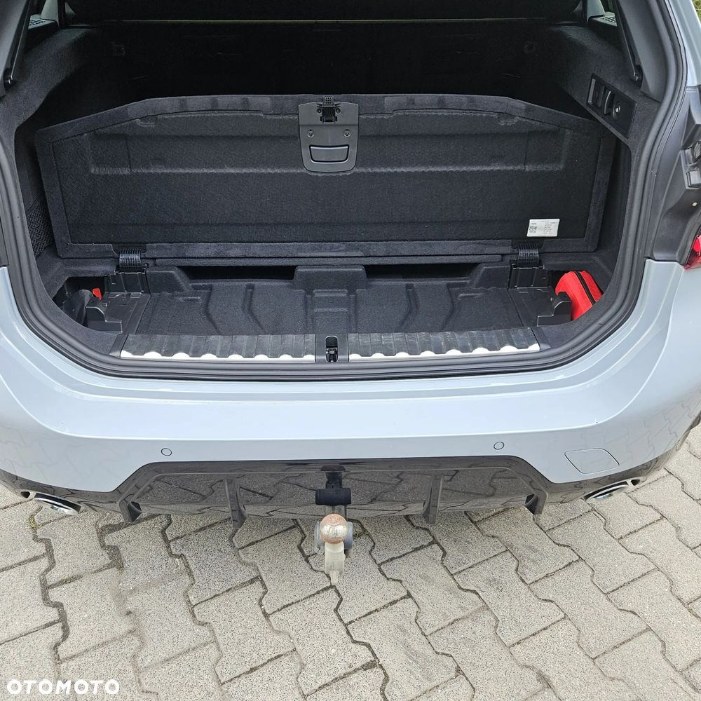 BMW Seria 3 318d M Sport Shadow - 13
