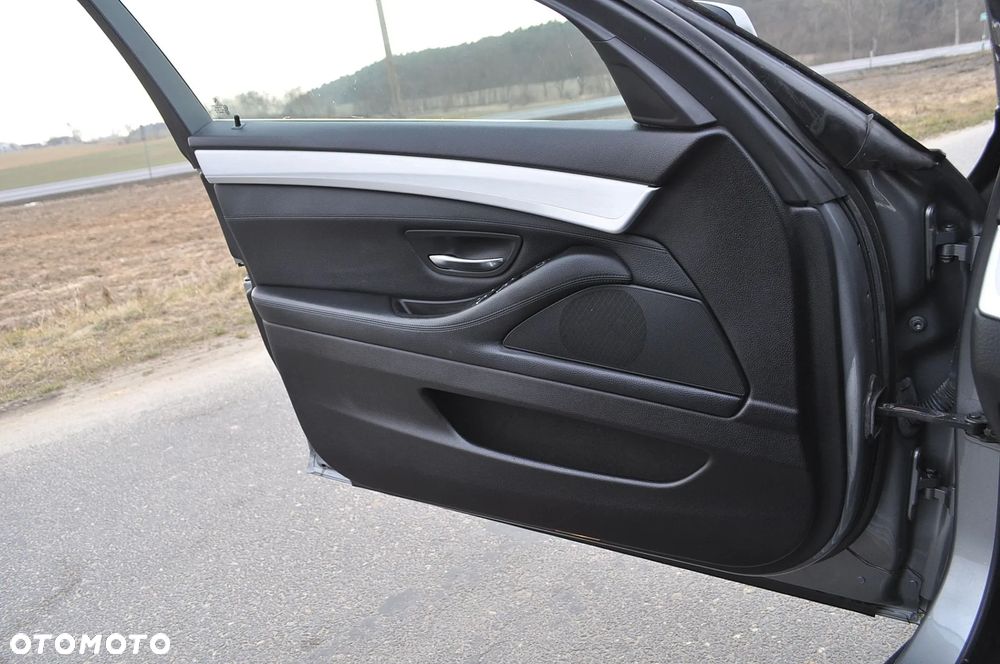 BMW Seria 5 520d Modern Line - 25