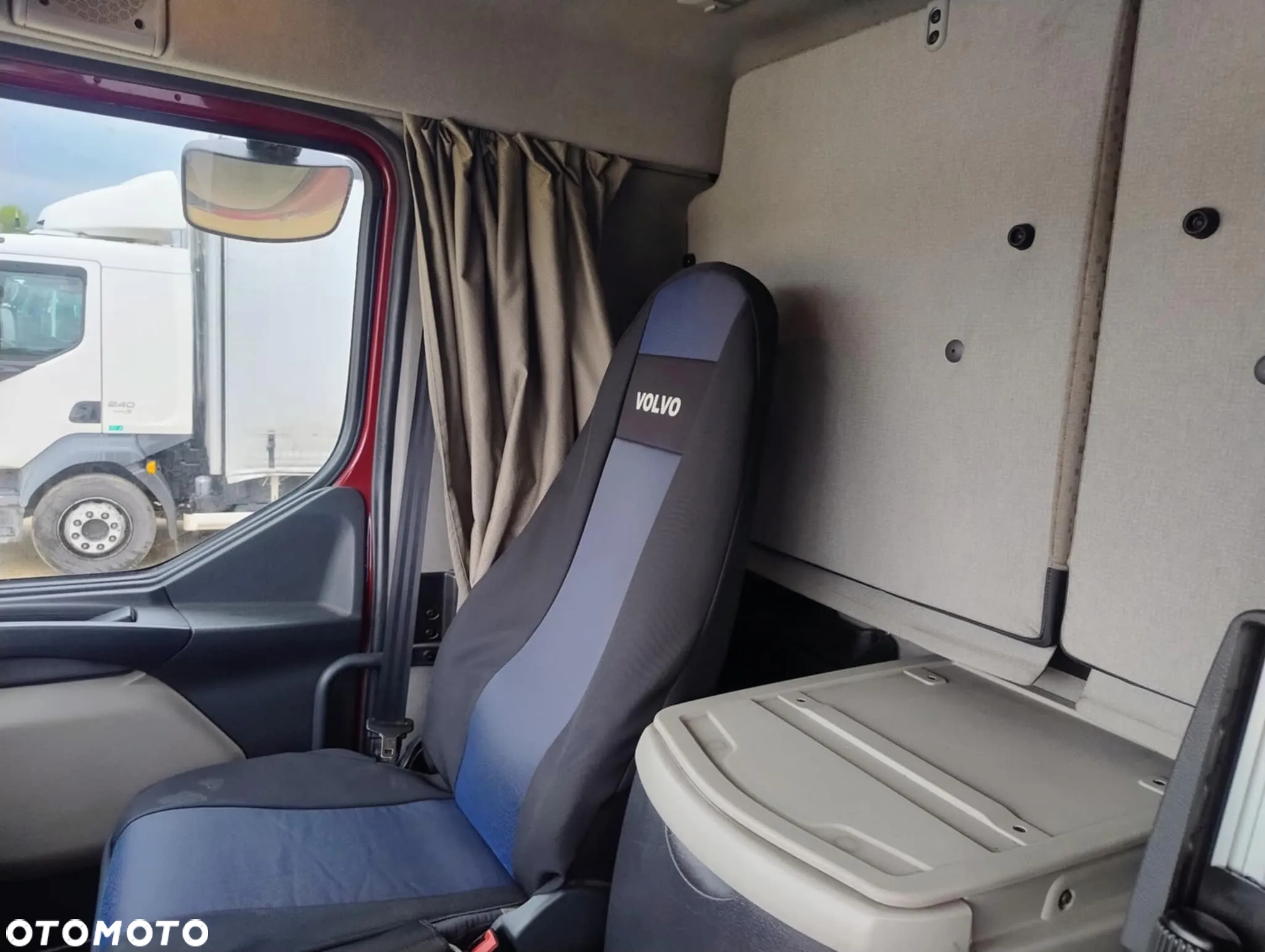 Renault Midlum 300 / Firanka 18 EPAL / kab. sypialna - 7