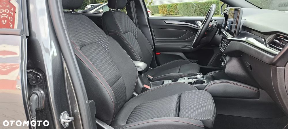 Ford Focus 1.5 EcoBlue ST-Line - 20
