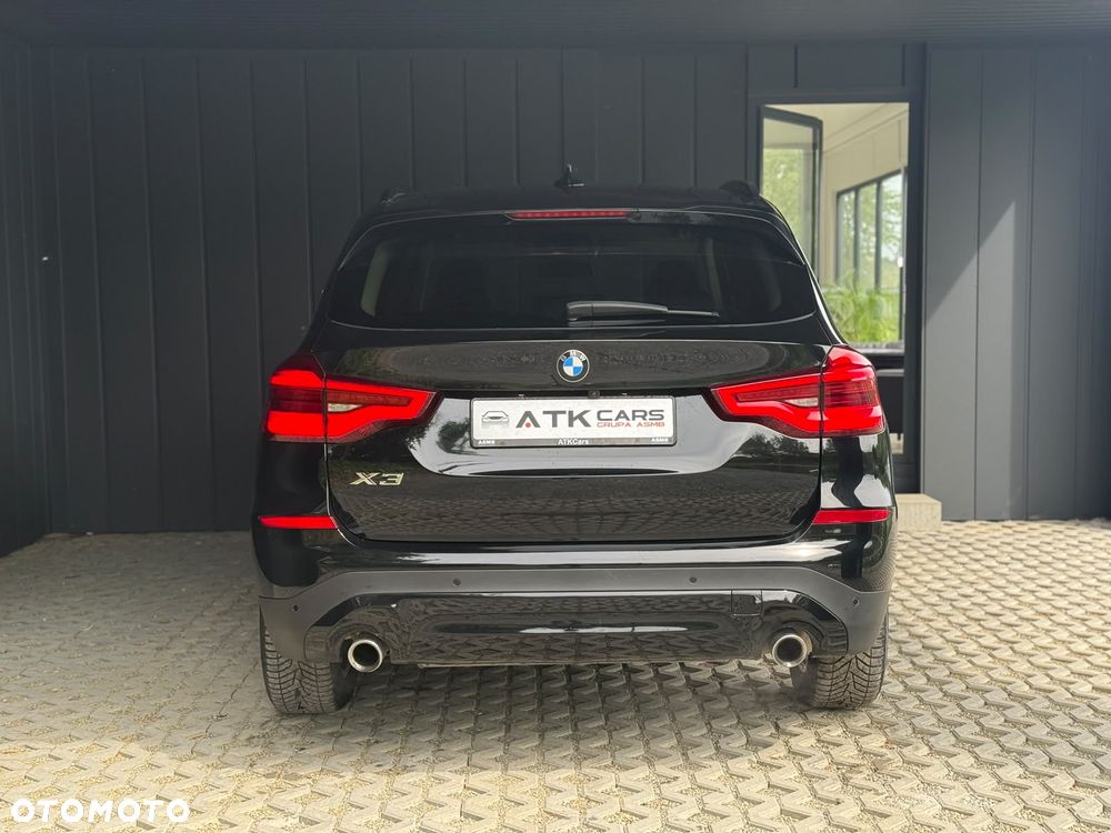 BMW X3 xDrive20i Advantage - 6
