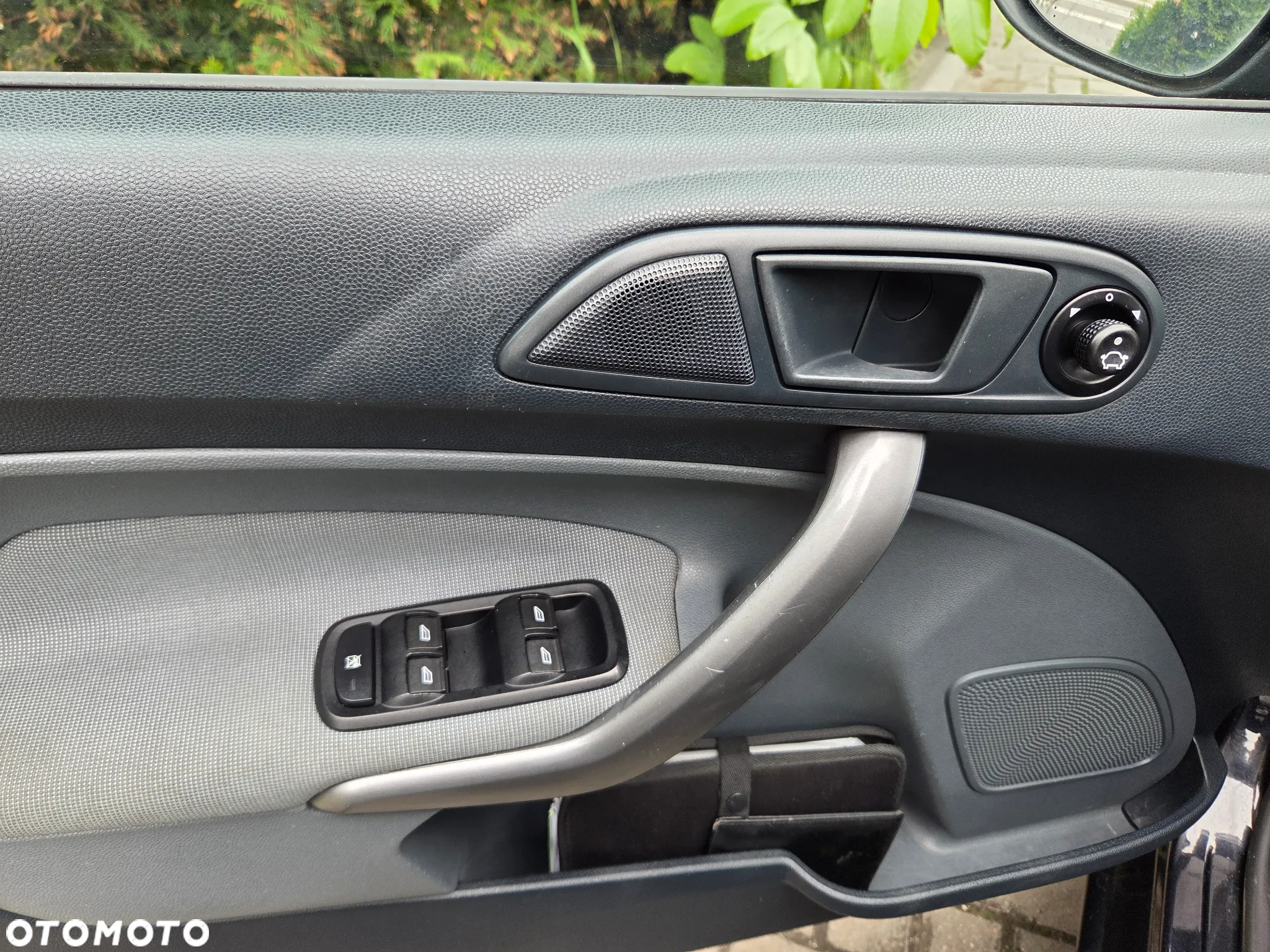 Ford Fiesta 1.25 Ambiente - 22