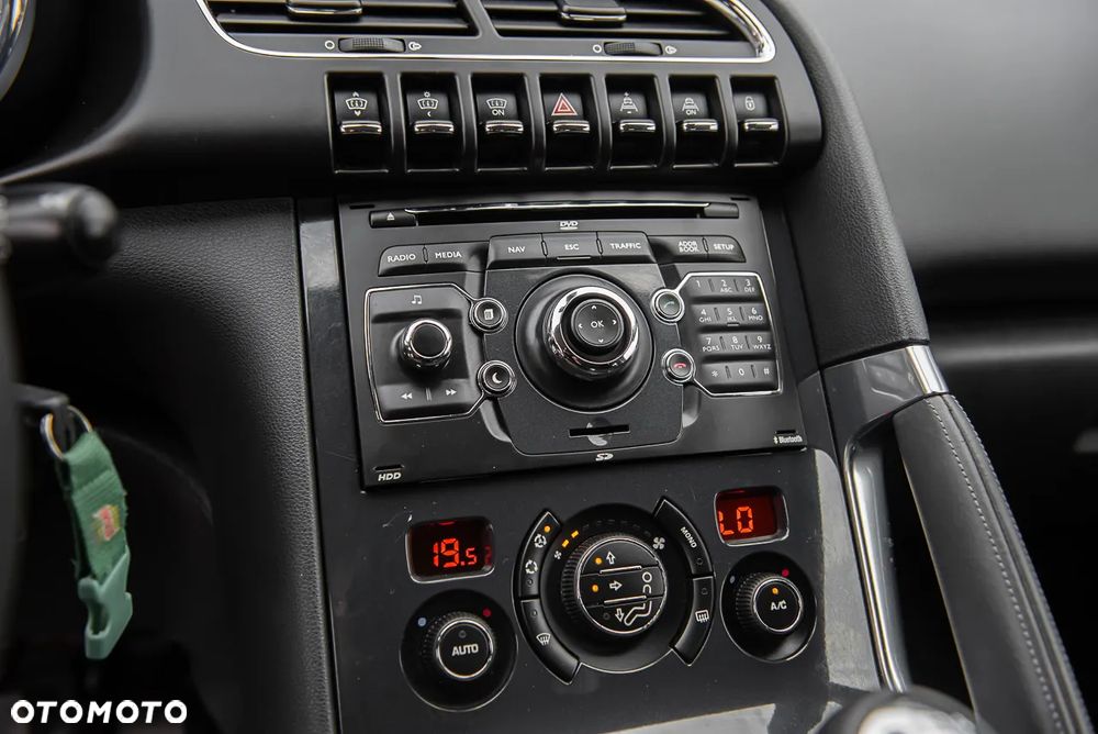 Peugeot 3008 HDi FAP 150 Allure - 20