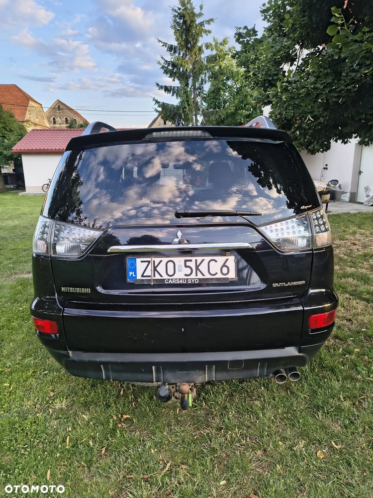 Mitsubishi Outlander 2.2 DID Intense + TC-SST - 4