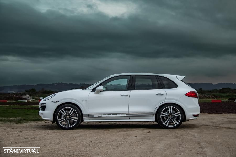 Porsche Cayenne S Hybrid - 13
