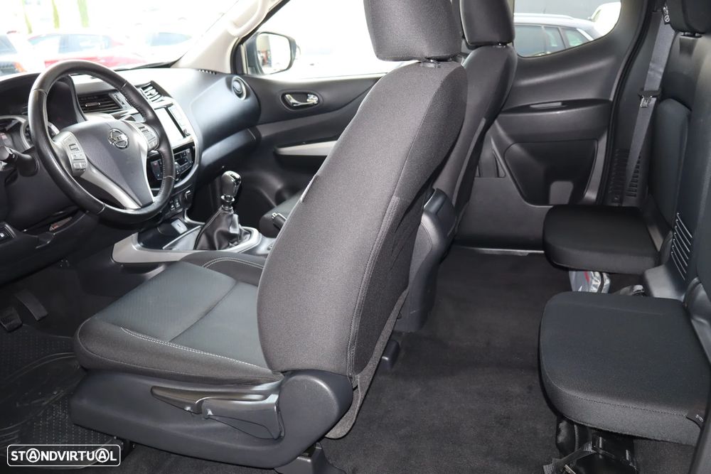Nissan Navara 2.3 dCi CD 4WD N-Connecta Nav+Barras - 10