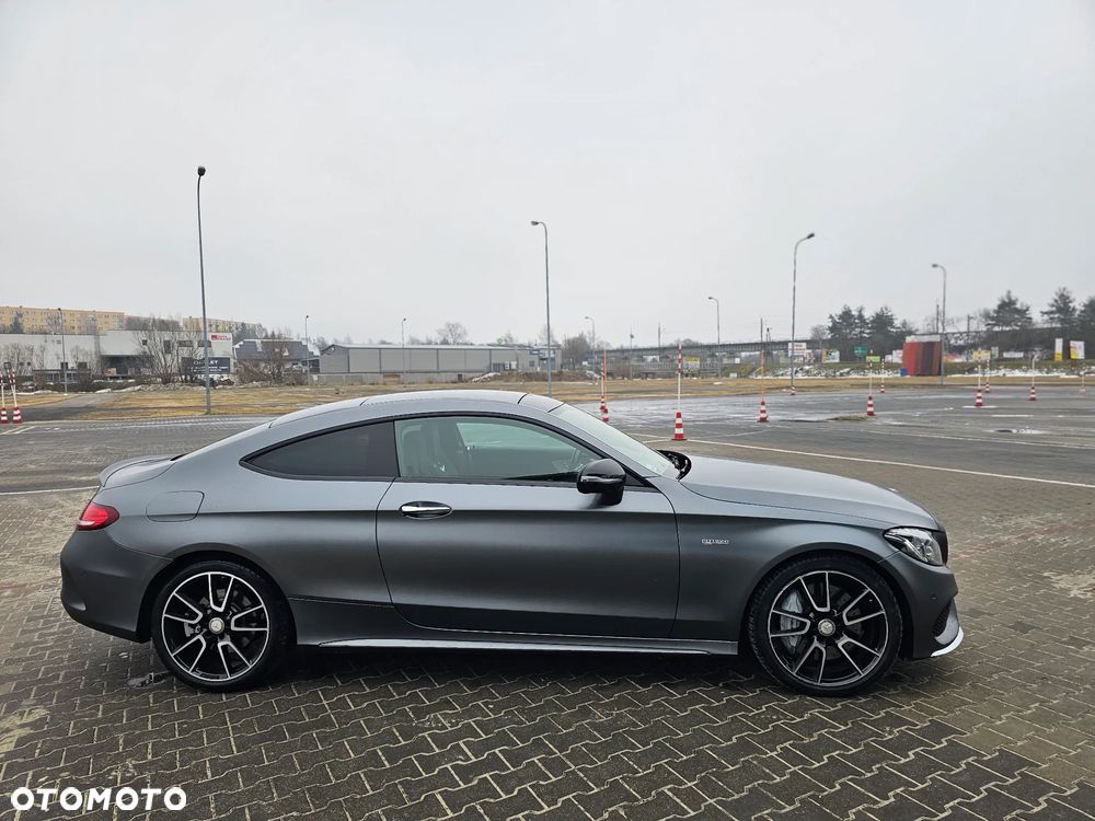 Mercedes-Benz Klasa C AMG 43 4Matic 9G-TRONIC - 9