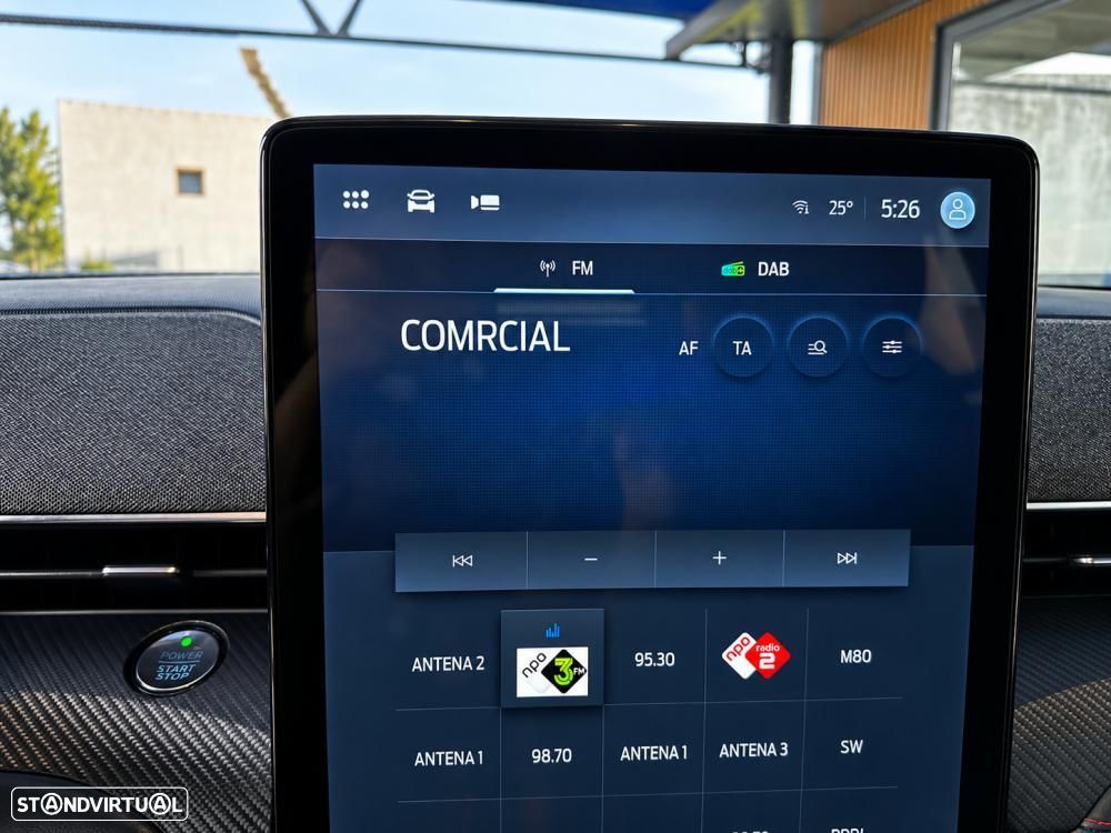 Ford Mustang Mach-E 75.7 kWh Premium AWD - 28